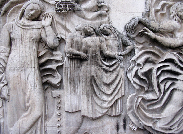 Bas-reliefs by Alfred Auguste Janniot, eastern wing of the Palais de Tokyo, 1937 (Photos by Theadora Brack)